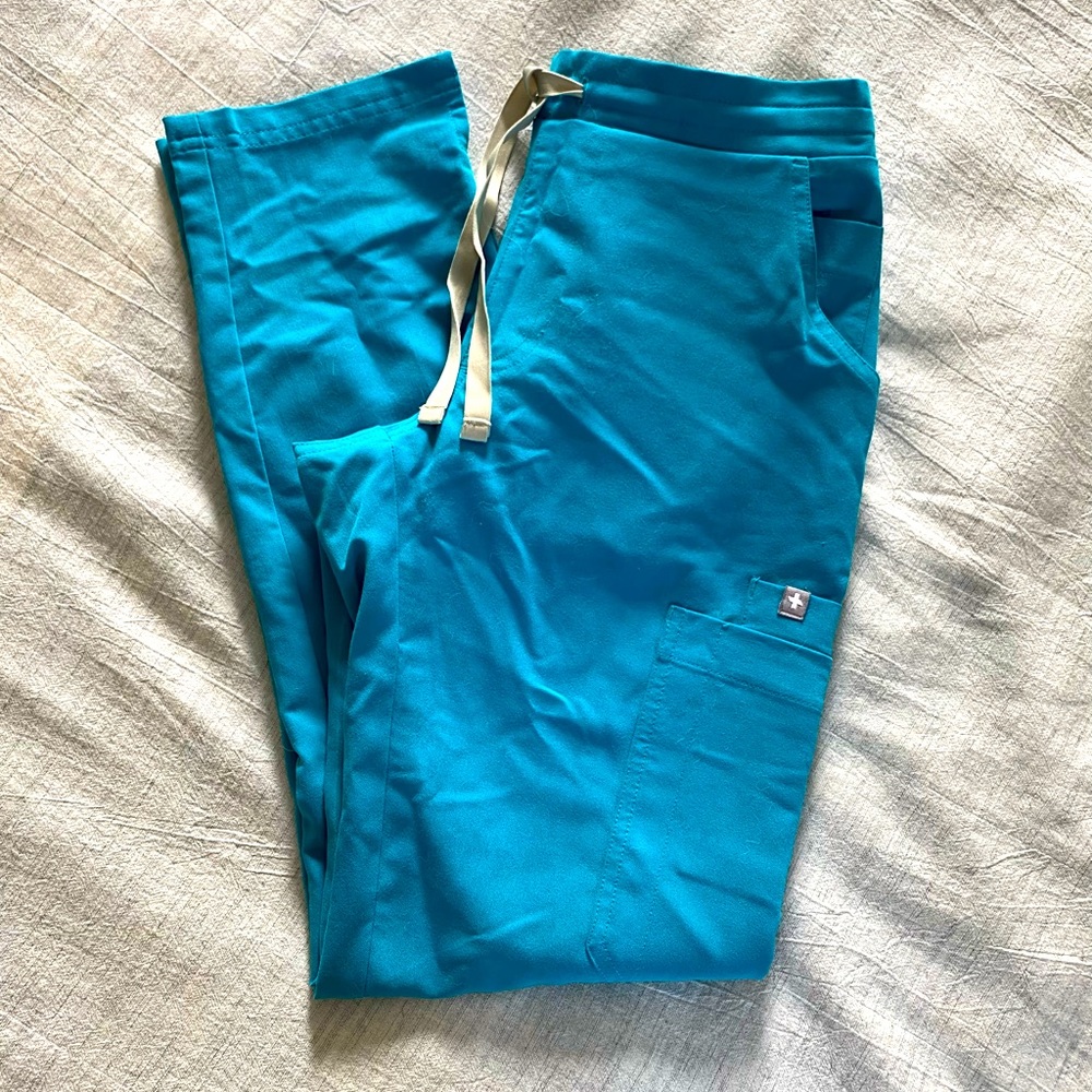 FIGS Yola Skinny Scrub Pant